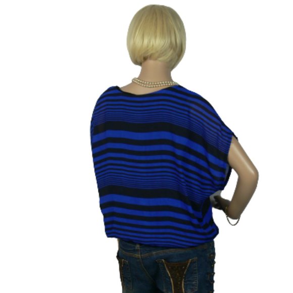 Large Ladies Blouse - Picture 3 of 6